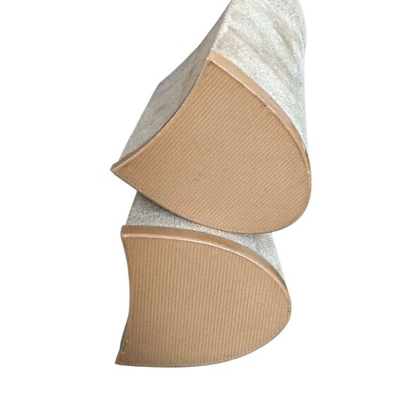 JF Women’s Beige Block Heel Faux Suede Pumps Size 8 - Picture 10 of 12